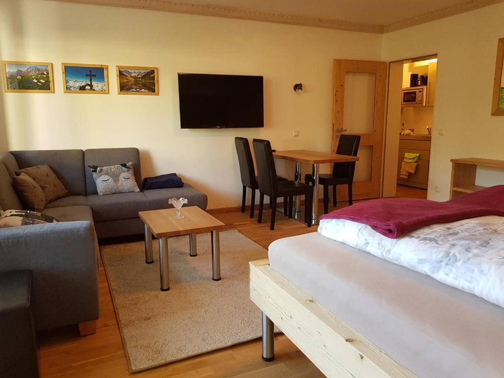 Ferienwohnung Berghex Garmisch-Partenkirchen Exterior foto